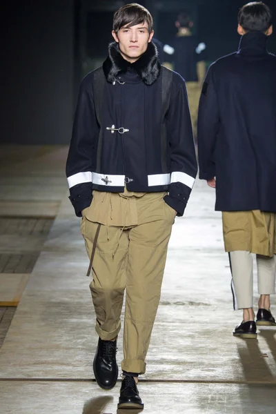 Look 4